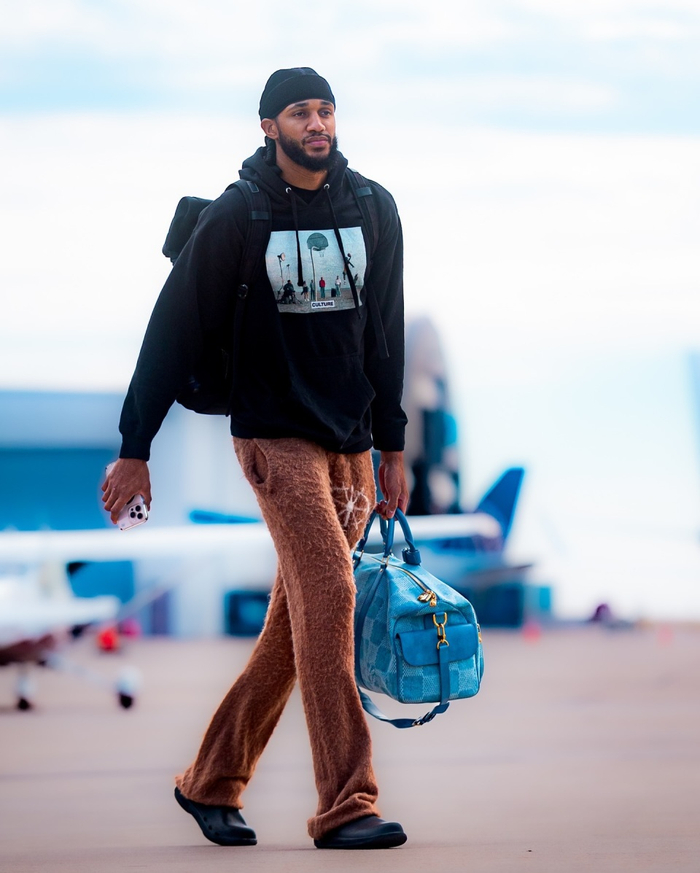 游戏APP-关于国际比赛日纽约尼克斯完成体检纳达尔在日本队比赛中挺进下一轮，俄克拉荷马雷霆赛前内部沟通直接炸裂的信息