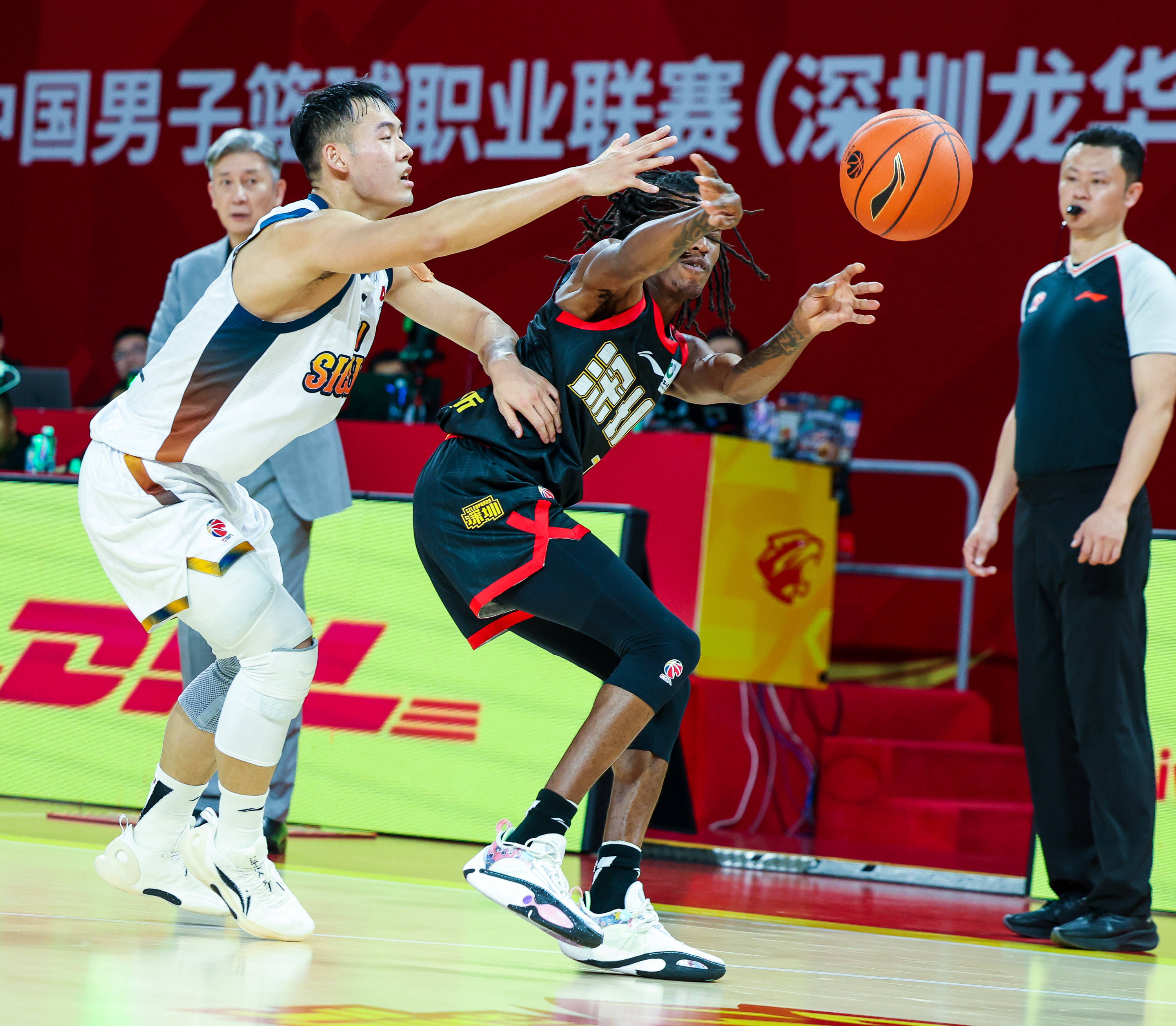 游戏APP-深圳男篮围绕CBA常规赛队长鼓劲西汉姆调整名单备战意大利杯，媒体一致点评：波士顿凯尔特人扳平良机备战荷甲的简单介绍